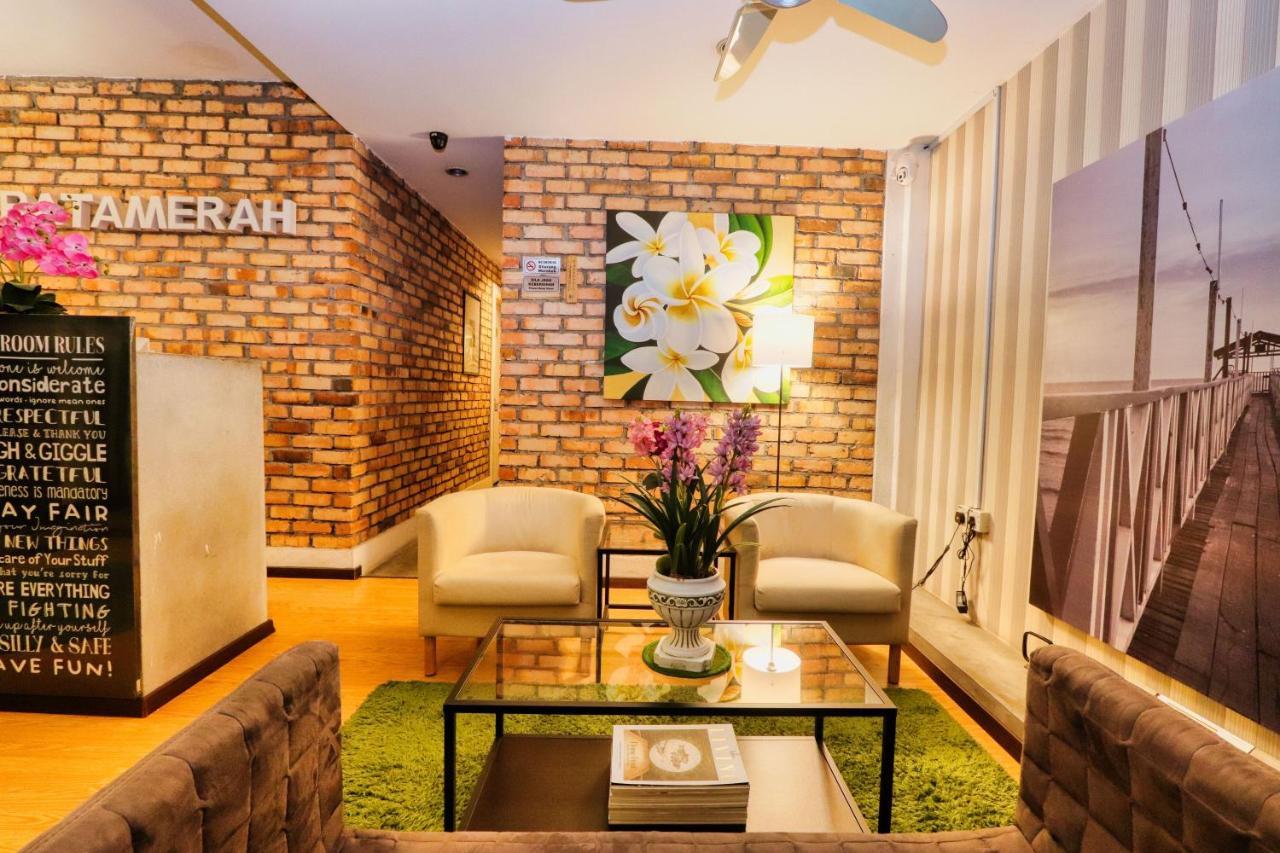 Bata Merah Boutique Hotel Banting  Buitenkant foto