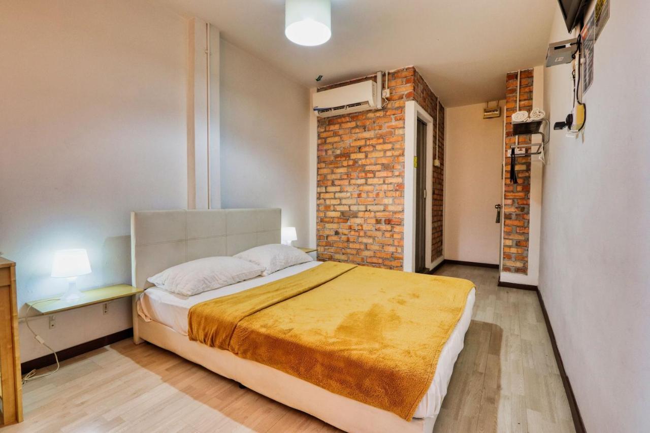 Bata Merah Boutique Hotel Banting  Buitenkant foto