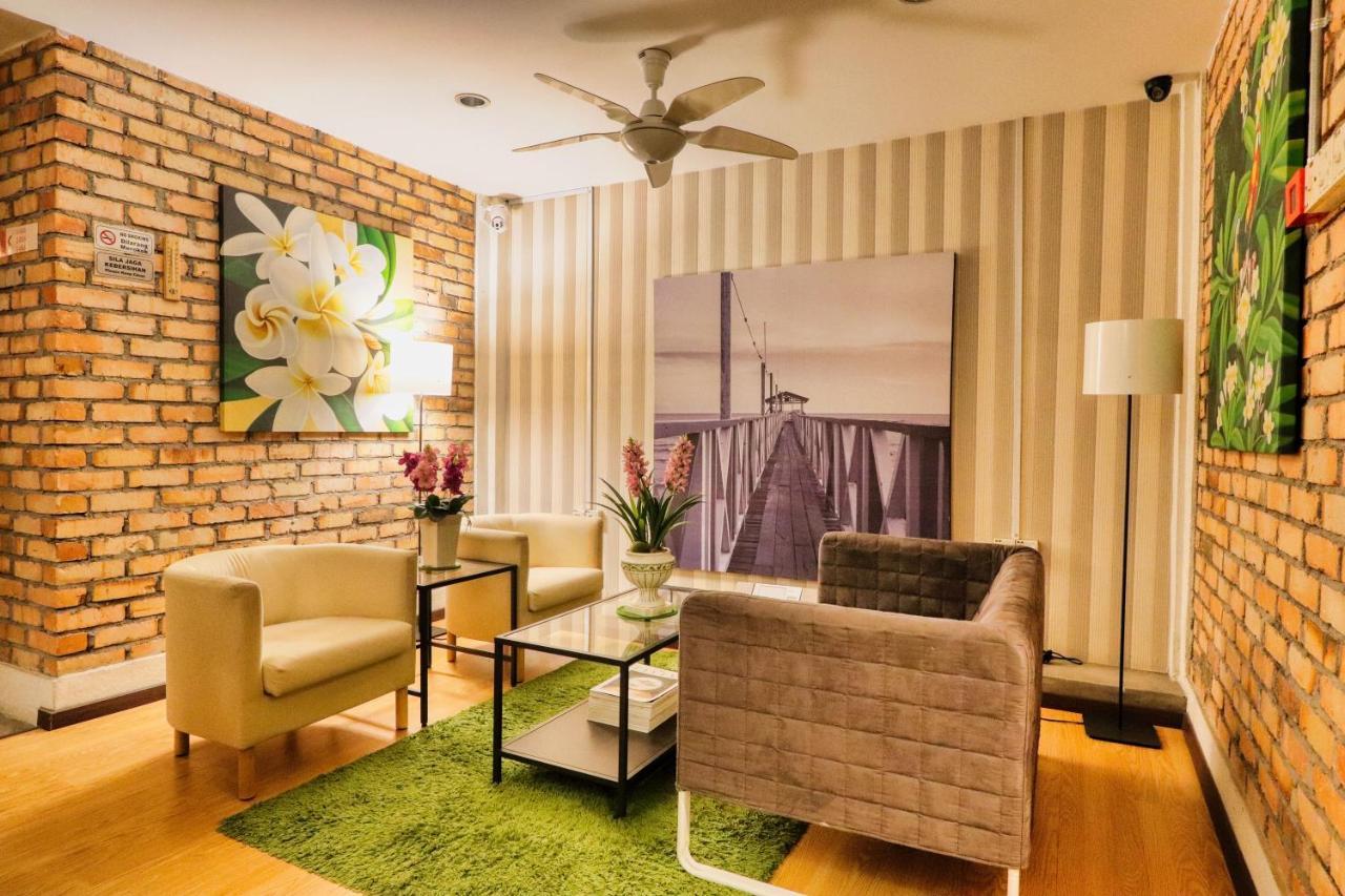 Bata Merah Boutique Hotel Banting  Buitenkant foto