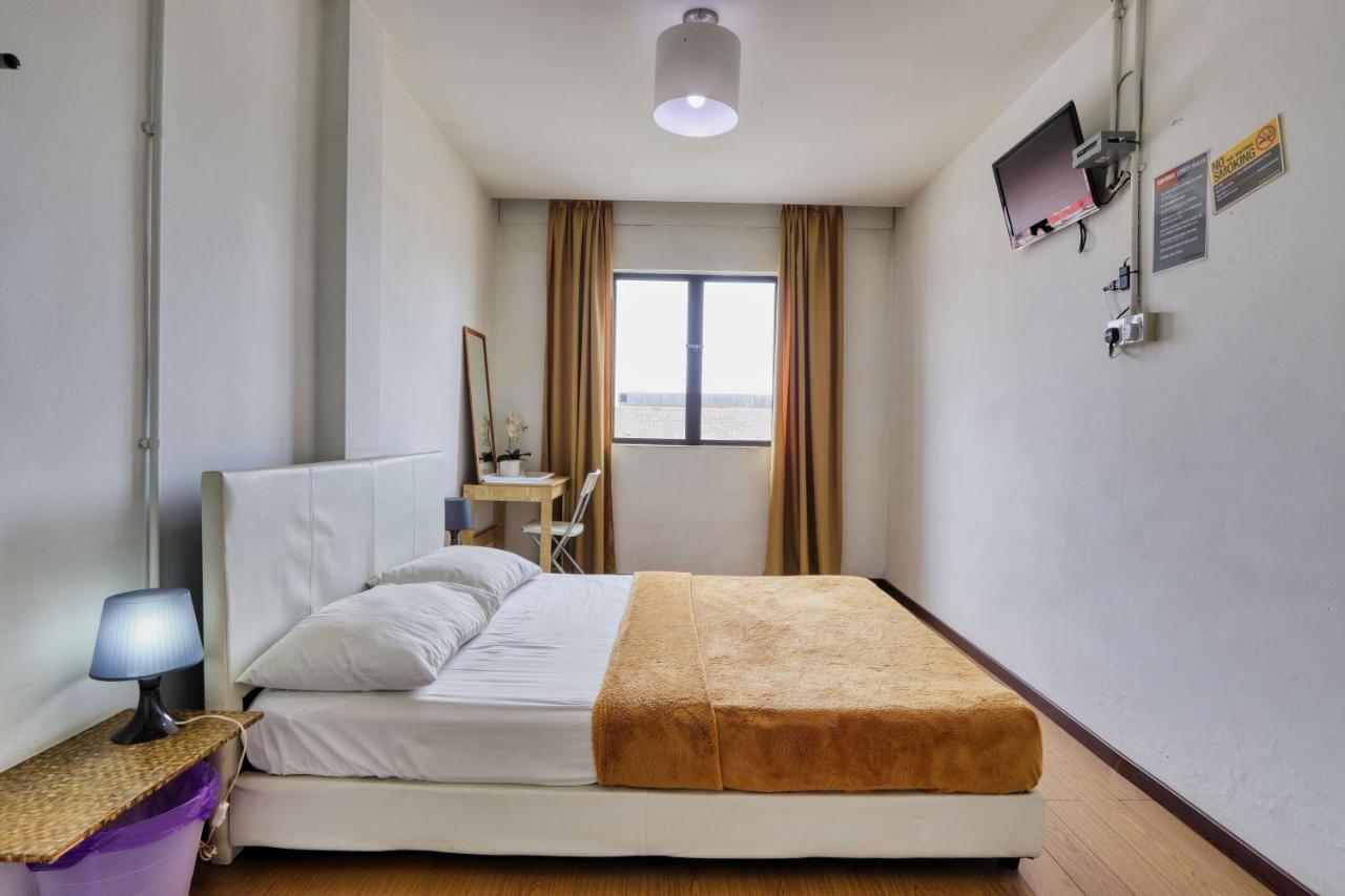 Bata Merah Boutique Hotel Banting  Buitenkant foto